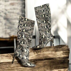 STEVE MADDEN Kimari Snake Print Pull On Heels Boots Size 9